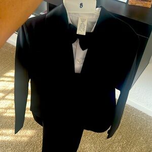 Boys size 8 Tuxedo like new condition